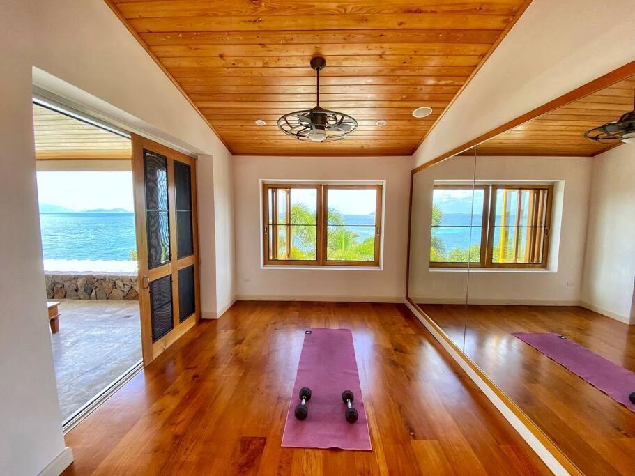 Luxury 7Br Waterfront Villa With Views Of Marina Cay And Scrub Island East End Екстер'єр фото